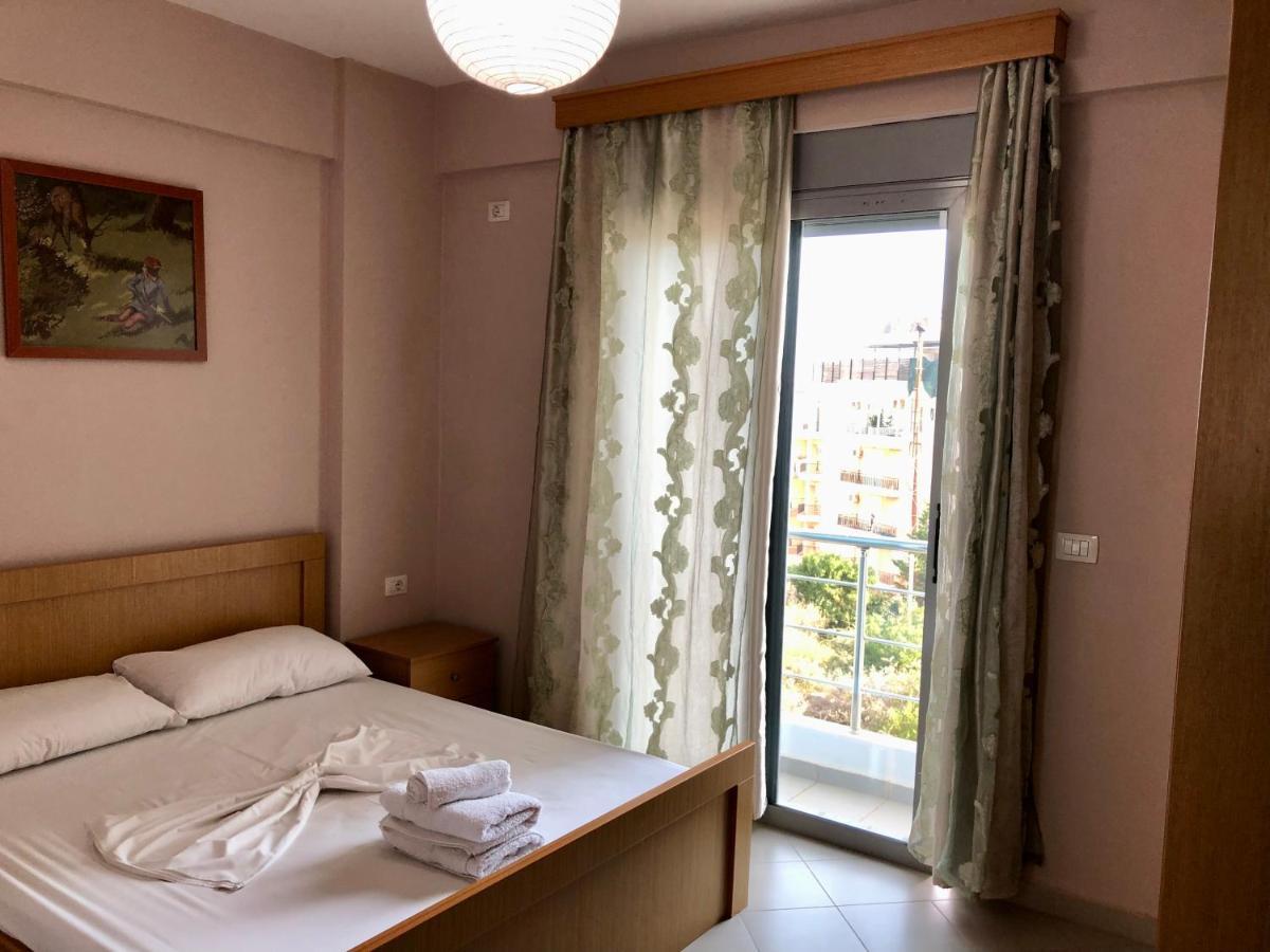 סרנדה Lorenso Guest House מראה חיצוני תמונה