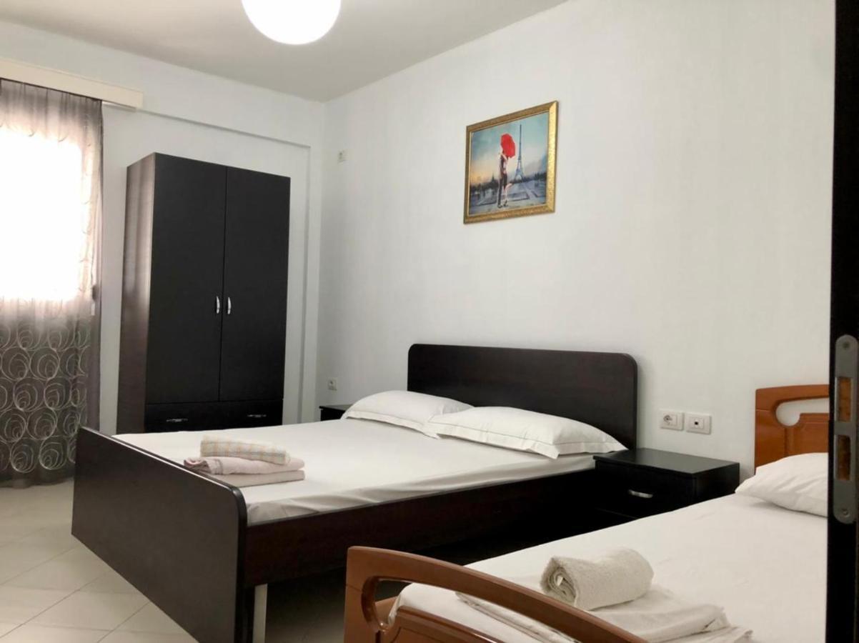 סרנדה Lorenso Guest House מראה חיצוני תמונה