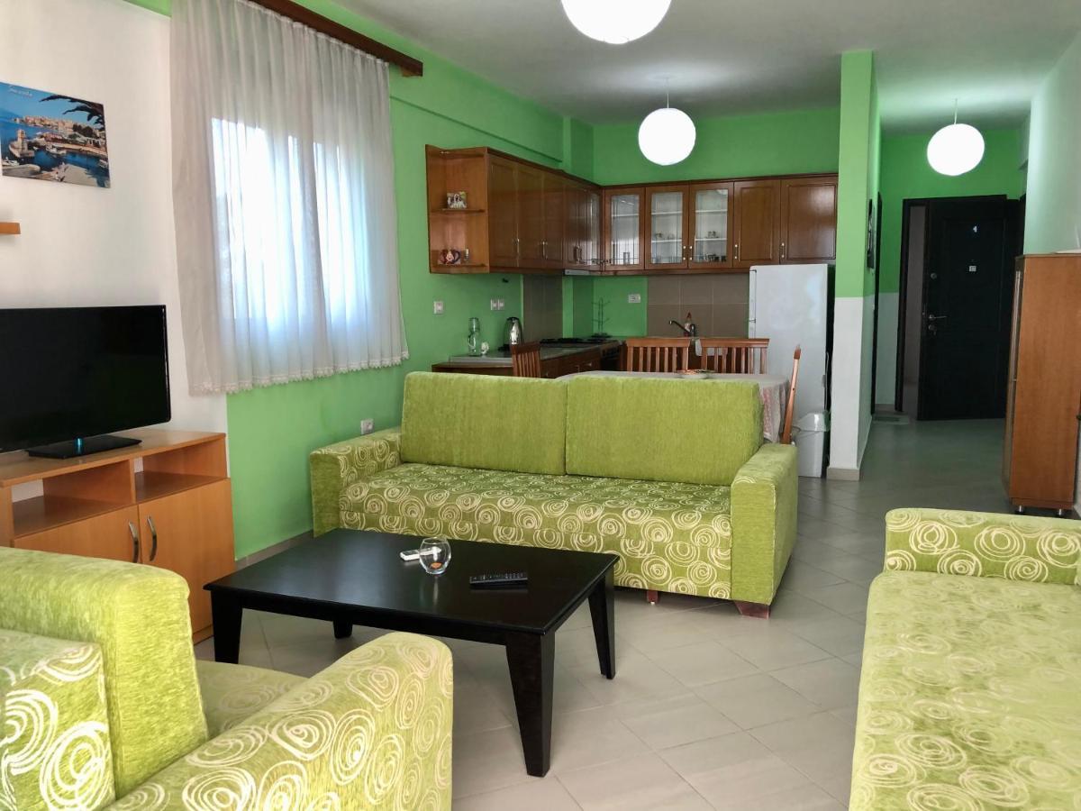 סרנדה Lorenso Guest House מראה חיצוני תמונה
