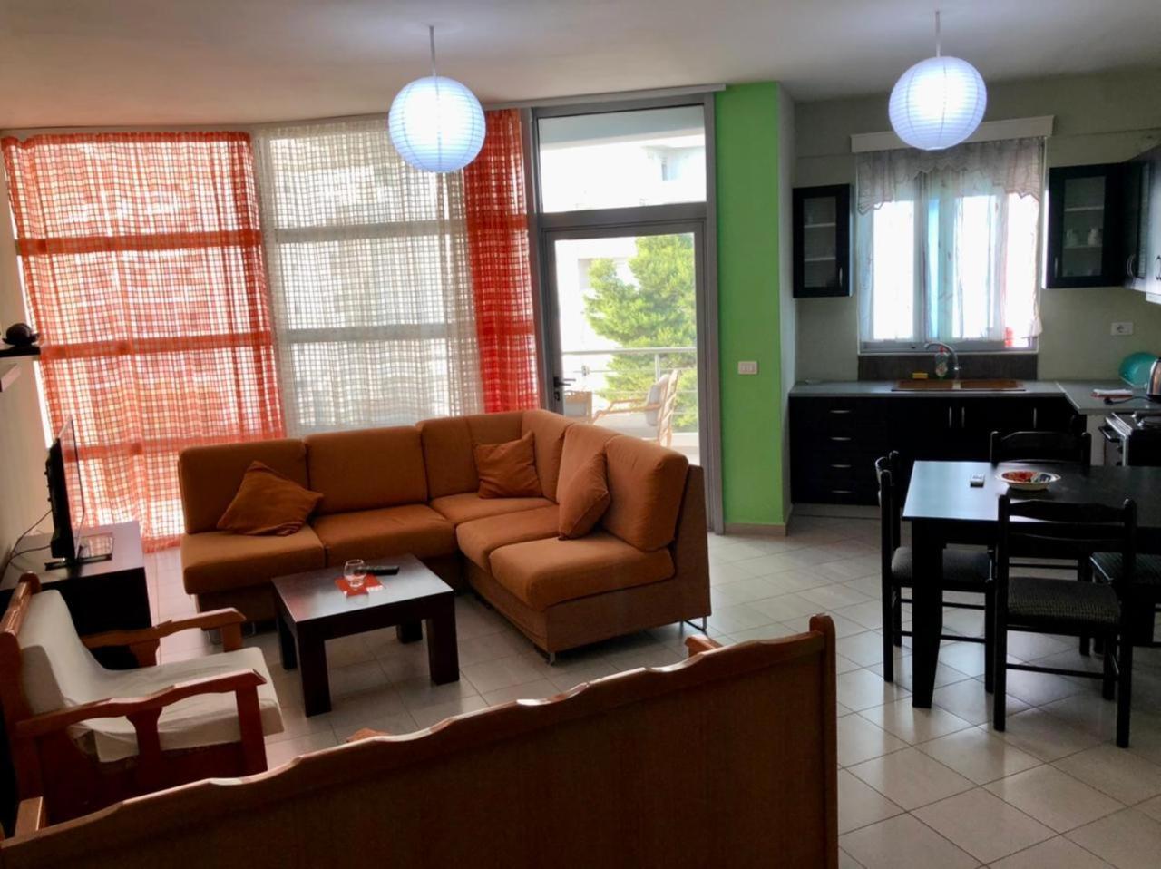סרנדה Lorenso Guest House מראה חיצוני תמונה