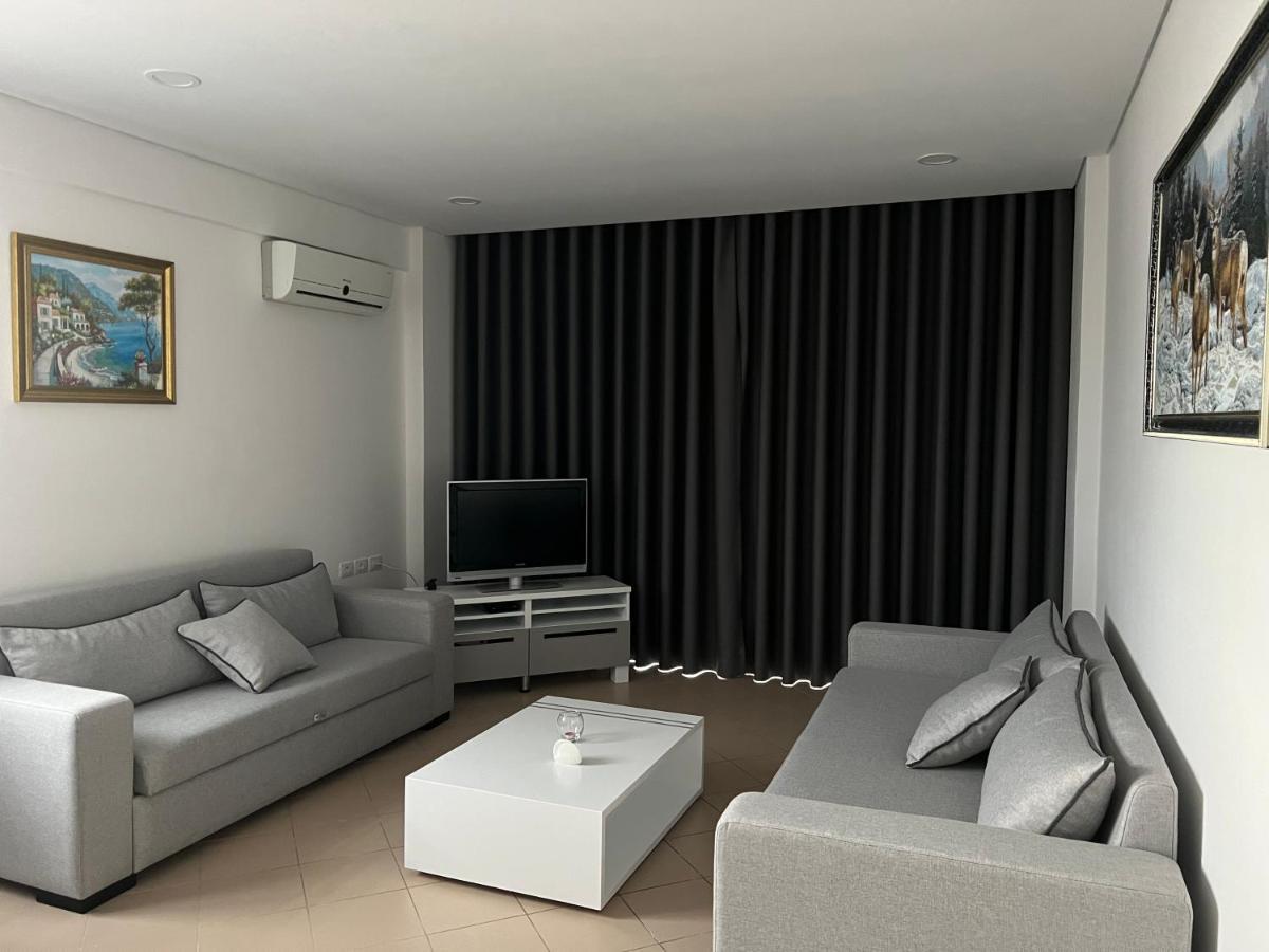 סרנדה Lorenso Guest House מראה חיצוני תמונה